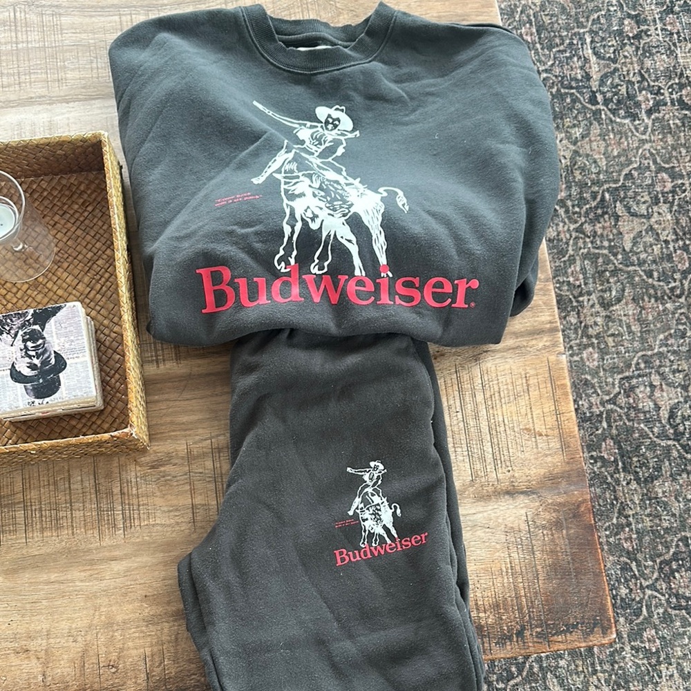 PacSun size Small Vintage look Budweiser Graphic Sweatshirt and Pants Set